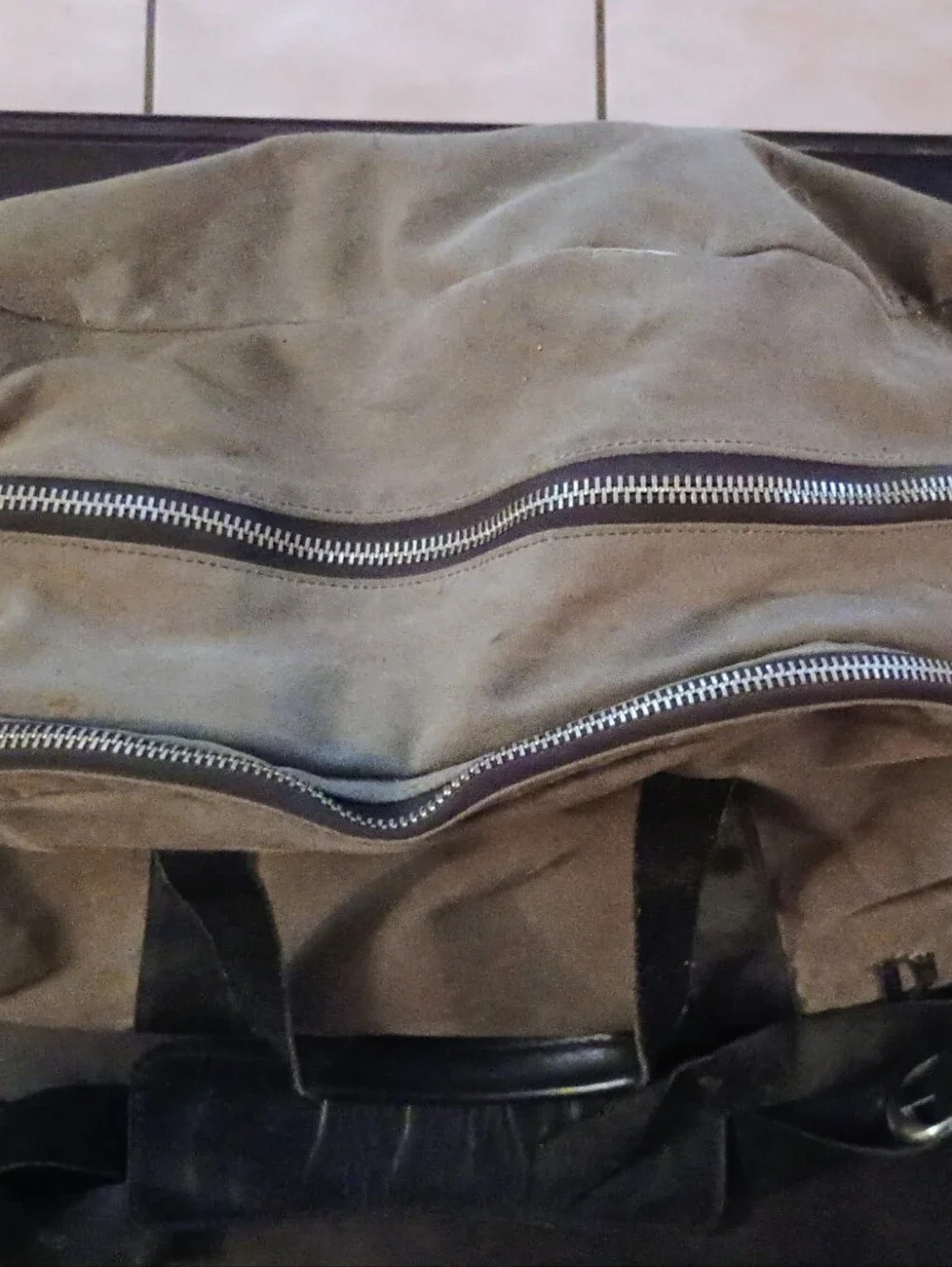 Men's Olive Green Canvas Deerskin Travel Duffel Bag